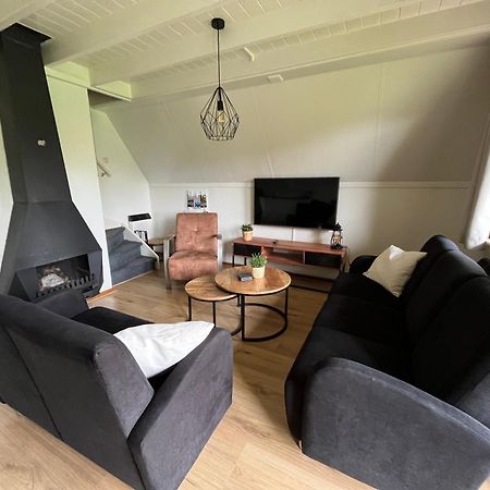 Vakantiepunt 142 - Moderne Vakantiewoning Aan Het Water! Gramsbergen Bagian luar foto