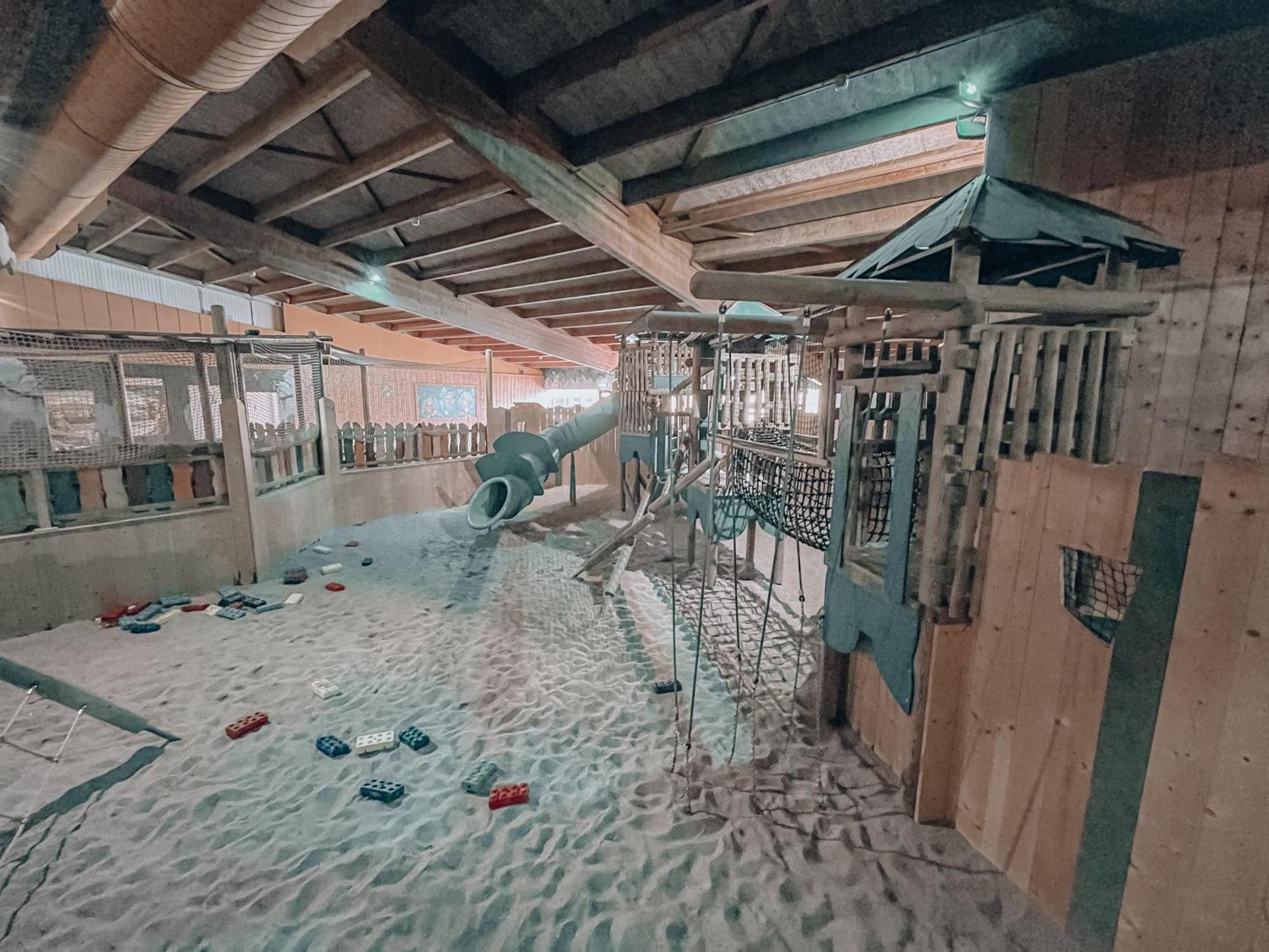 Vakantiepunt 142 - Moderne Vakantiewoning Aan Het Water! Gramsbergen Bagian luar foto
