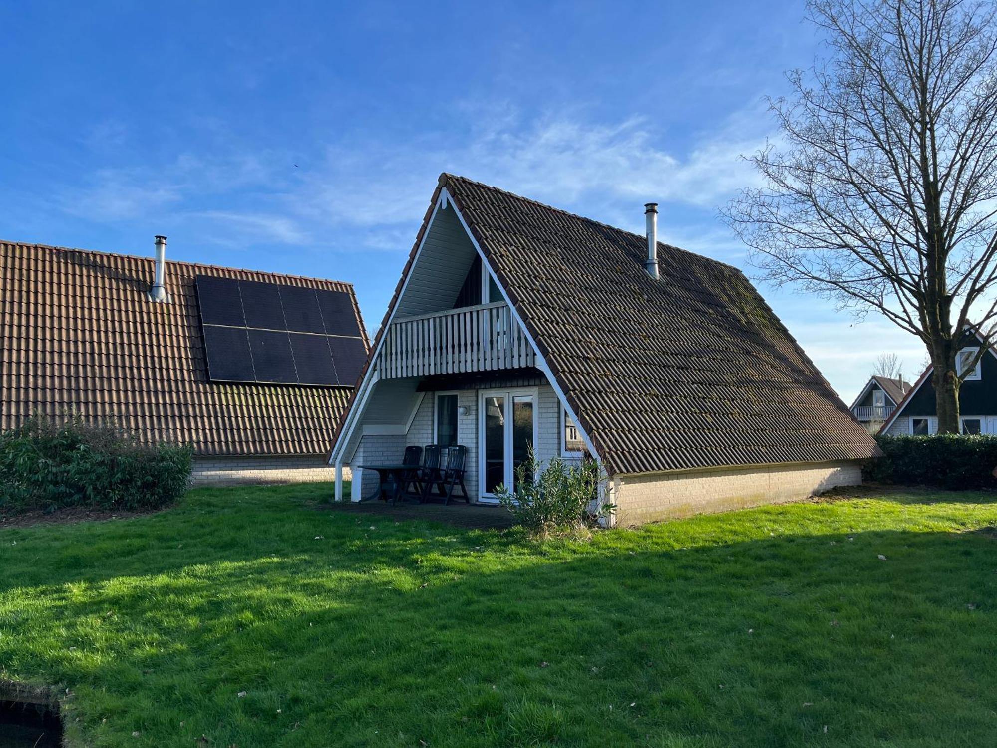 Vakantiepunt 142 - Moderne Vakantiewoning Aan Het Water! Gramsbergen Bagian luar foto
