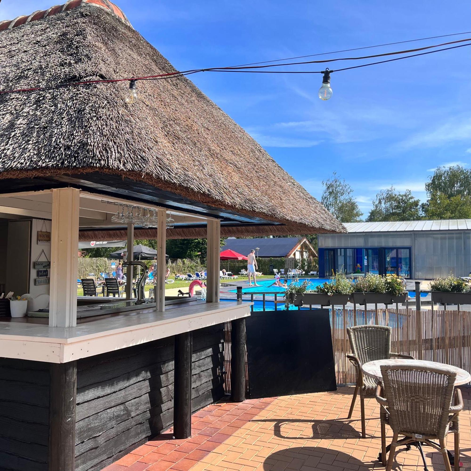Vakantiepunt 142 - Moderne Vakantiewoning Aan Het Water! Gramsbergen Bagian luar foto